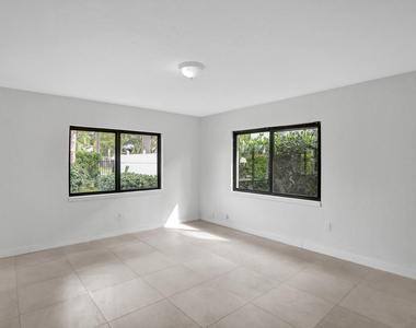 8240 Nw 1st Place - Photo Thumbnail 16