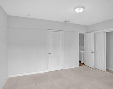 8240 Nw 1st Place - Photo Thumbnail 33