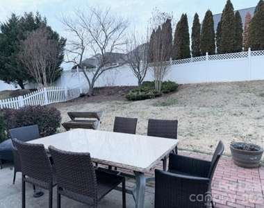 2728 Sunberry Lane Nw - Photo Thumbnail 25