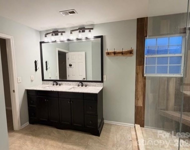 2728 Sunberry Lane Nw - Photo Thumbnail 16