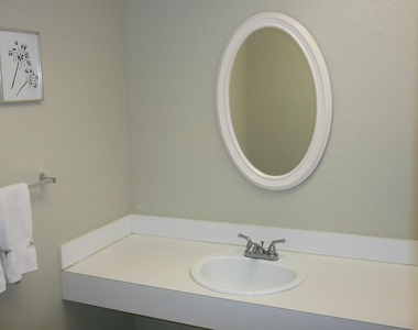 770 Se 2nd Avenue - Photo Thumbnail 4