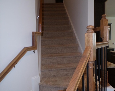 63 Creekview Road - Photo Thumbnail 13