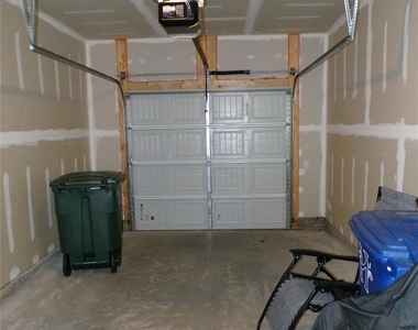 63 Creekview Road - Photo Thumbnail 26
