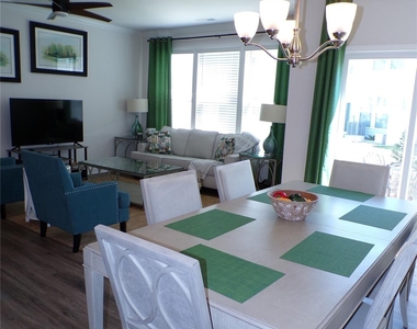 63 Creekview Road - Photo Thumbnail 12
