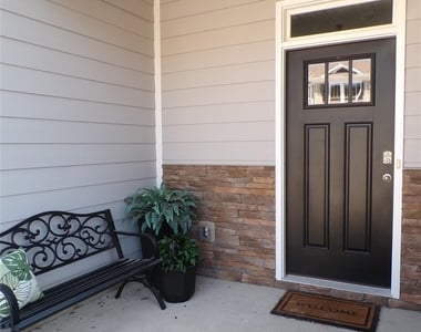 63 Creekview Road - Photo Thumbnail 1