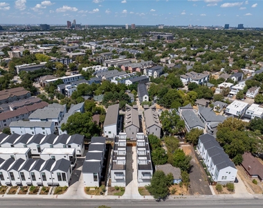 5633 Live Oak - Photo Thumbnail 20