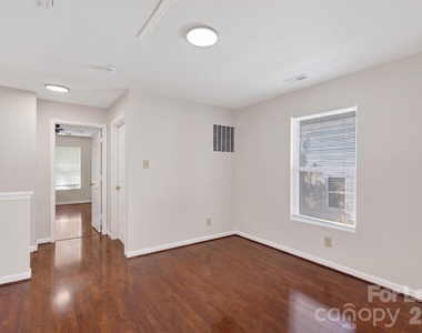 458 Settlers Ridge Drive - Photo Thumbnail 13
