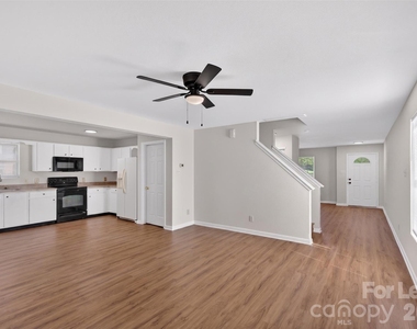 458 Settlers Ridge Drive - Photo Thumbnail 9