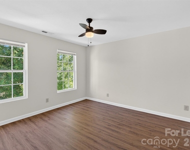 458 Settlers Ridge Drive - Photo Thumbnail 15