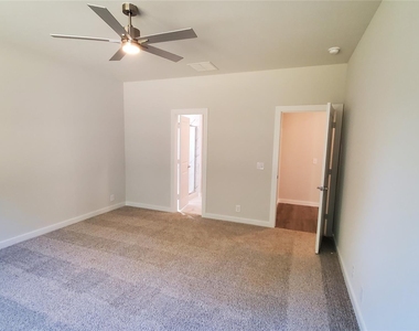 1218 Anderson Drive - Photo Thumbnail 12