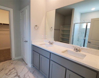 1218 Anderson Drive - Photo Thumbnail 13