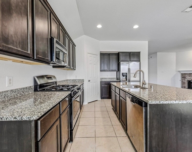 512 Stableford Street - Photo Thumbnail 10