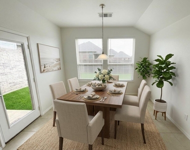 512 Stableford Street - Photo Thumbnail 4