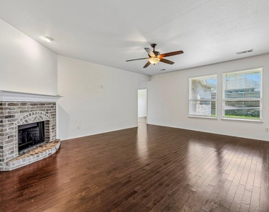 512 Stableford Street - Photo Thumbnail 1