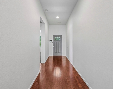 512 Stableford Street - Photo Thumbnail 16