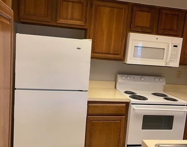 3110 Devonshire Drive - Photo Thumbnail 10