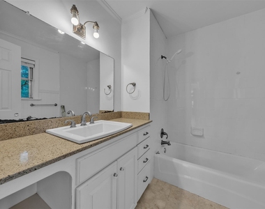 5745 Wimbleton Way - Photo Thumbnail 18