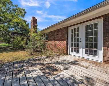 5745 Wimbleton Way - Photo Thumbnail 23