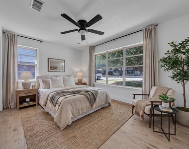 5745 Wimbleton Way - Photo Thumbnail 14