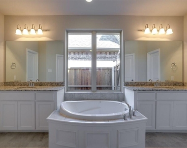 1500 Cherry Blossom Lane - Photo Thumbnail 20