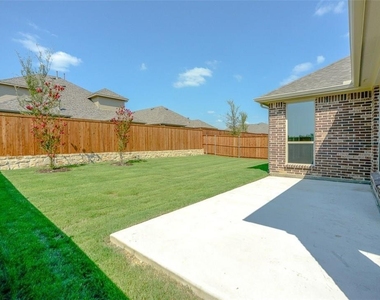 1500 Cherry Blossom Lane - Photo Thumbnail 28