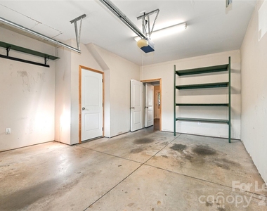 732 Seigle Point Drive - Photo Thumbnail 27