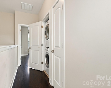 732 Seigle Point Drive - Photo Thumbnail 25