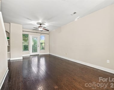 732 Seigle Point Drive - Photo Thumbnail 1