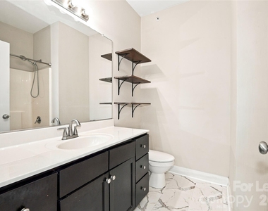 732 Seigle Point Drive - Photo Thumbnail 5