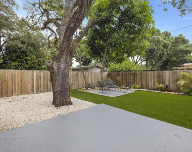 1507 Sw 32nd Court - Photo Thumbnail 21