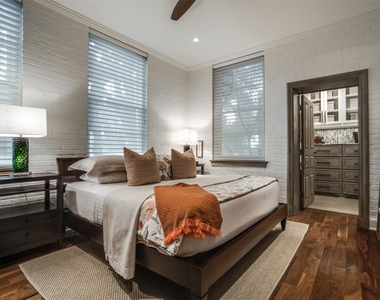 3610 Congress Avenue - Photo Thumbnail 24