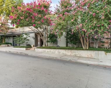 3610 Congress Avenue - Photo Thumbnail 1