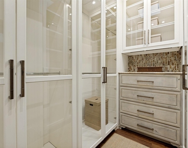 3610 Congress Avenue - Photo Thumbnail 30