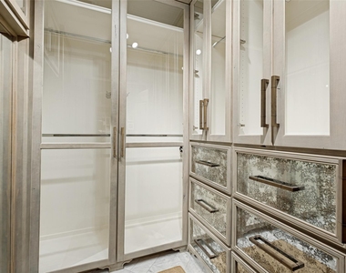 3610 Congress Avenue - Photo Thumbnail 31