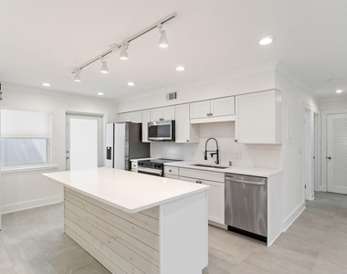 624 Southwind Circle - Photo Thumbnail 7