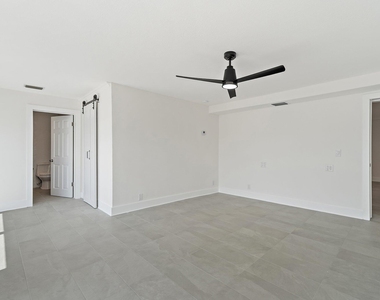 624 Southwind Circle - Photo Thumbnail 15