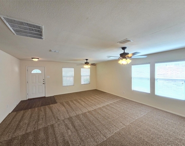 8108 Stowe Springs Lane - Photo Thumbnail 5