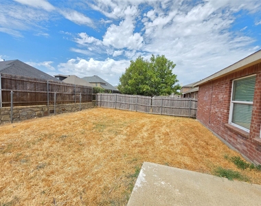8108 Stowe Springs Lane - Photo Thumbnail 35