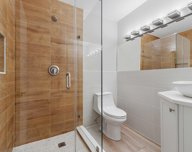 624 Southwind Circle - Photo Thumbnail 16