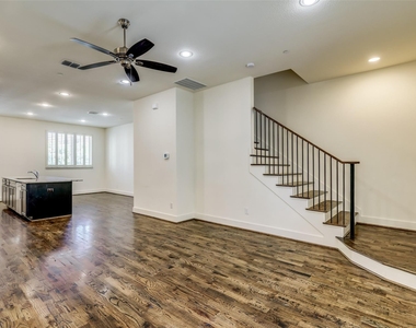4211 Rawlins Street - Photo Thumbnail 18