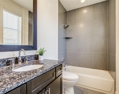 4211 Rawlins Street - Photo Thumbnail 27