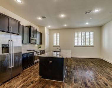 4211 Rawlins Street - Photo Thumbnail 15