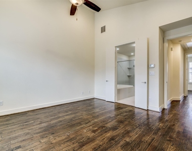 4211 Rawlins Street - Photo Thumbnail 25