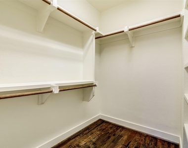 4211 Rawlins Street - Photo Thumbnail 30