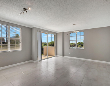 616 Clearwater Park Road - Photo Thumbnail 20