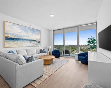 220 Lake Shore Drive - Photo Thumbnail 2