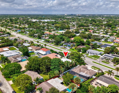 998 W Camino Real - Photo Thumbnail 34