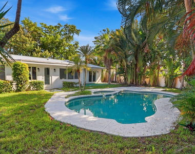 998 W Camino Real - Photo Thumbnail 26