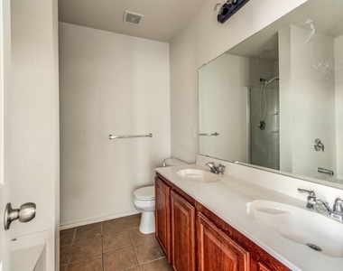 13120 Barbarosa Drive - Photo Thumbnail 19
