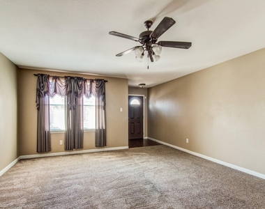 13120 Barbarosa Drive - Photo Thumbnail 3